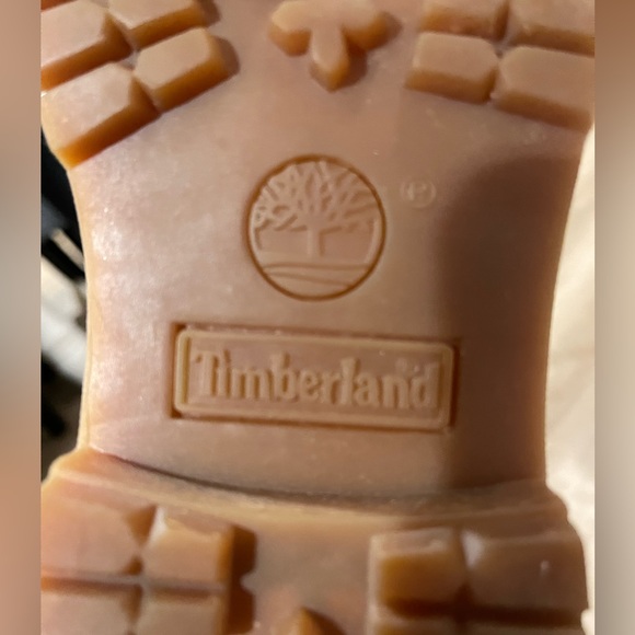 Timberland women’s boots Size 6 - Picture 3 of 4